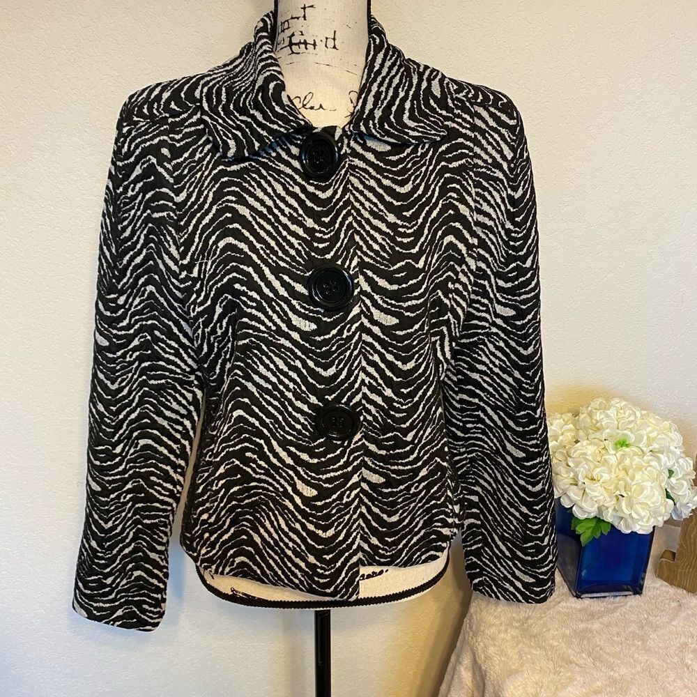 Donna Moore Jacket  - Picture 6 of 8